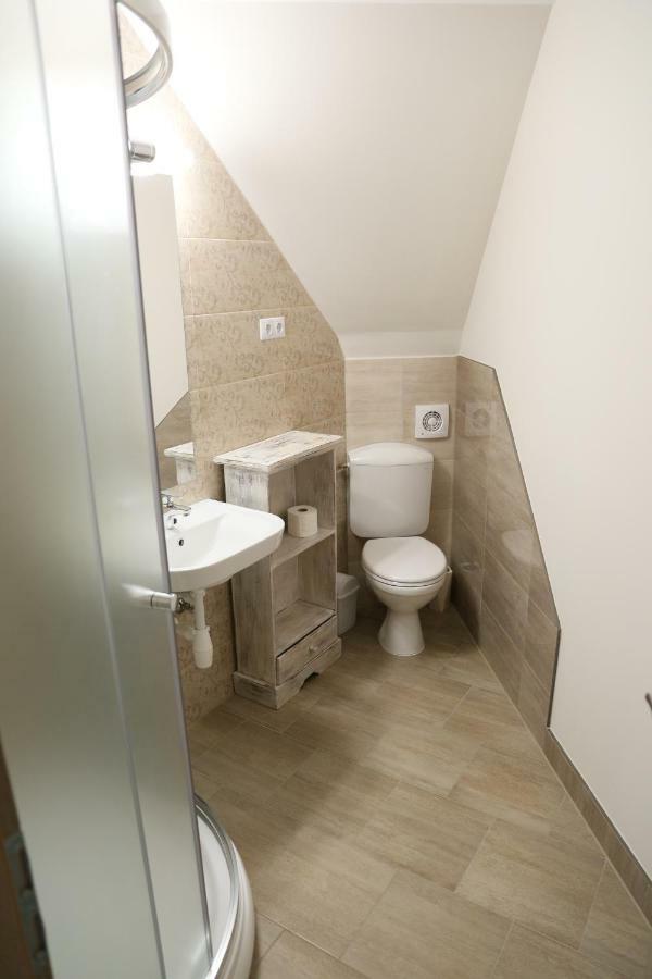 Hotel Tiszavilag Pihenohaz à Tiszakécske Extérieur photo
